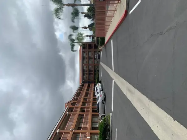 Grand Park Inn Baldwin Park 6